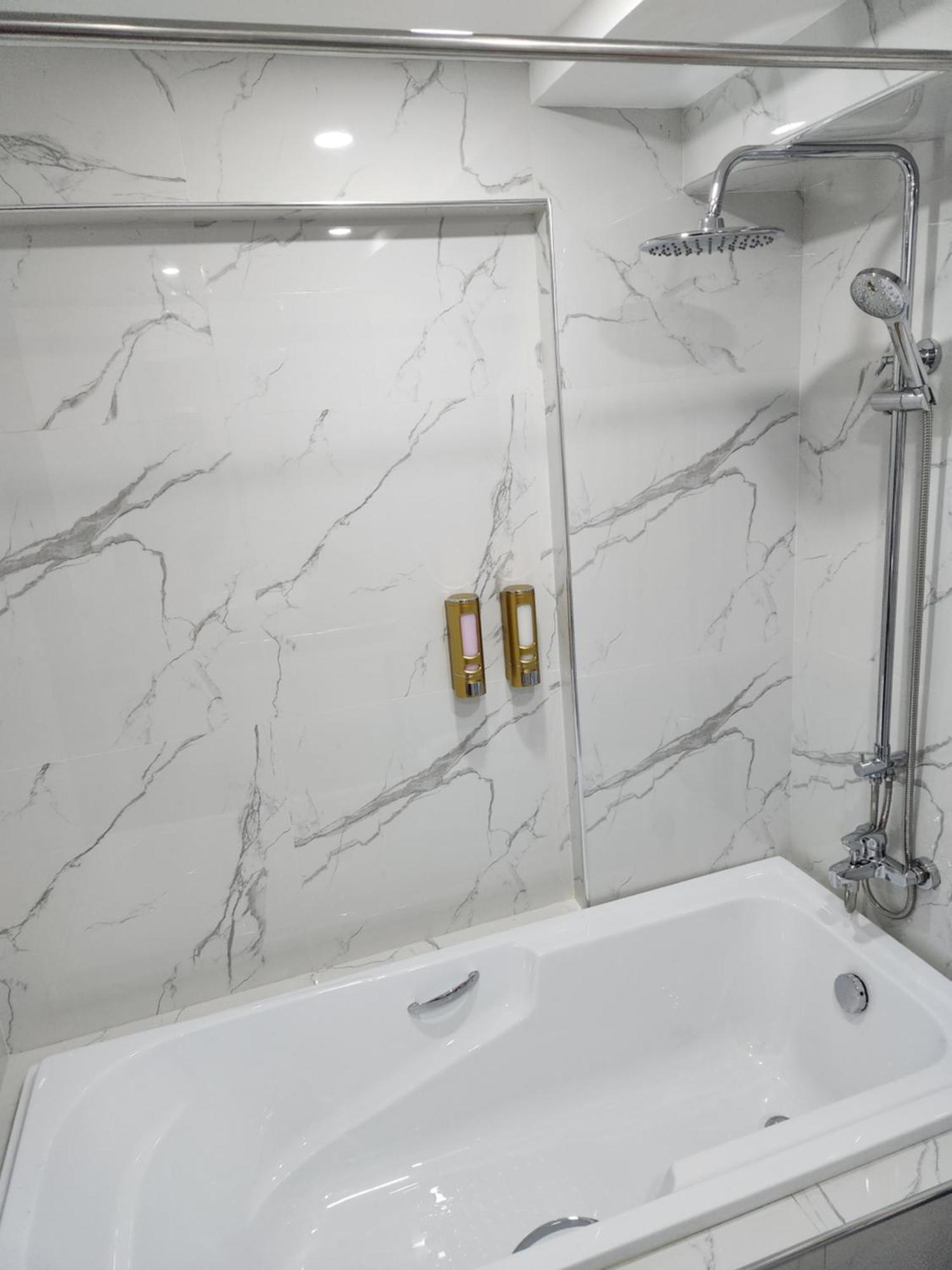 Condo Azur Suites B207 Near Airport, Netflix, Stylish, Cozy With Swimming Pool Lapu-Lapu City Exteriör bild