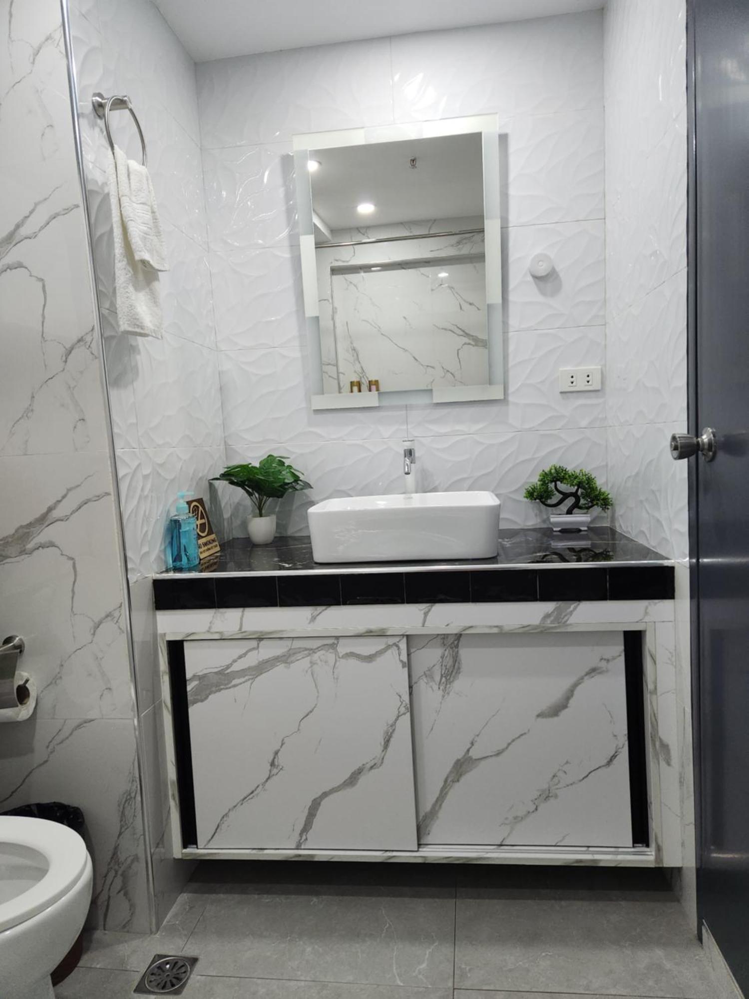 Condo Azur Suites B207 Near Airport, Netflix, Stylish, Cozy With Swimming Pool Lapu-Lapu City Exteriör bild
